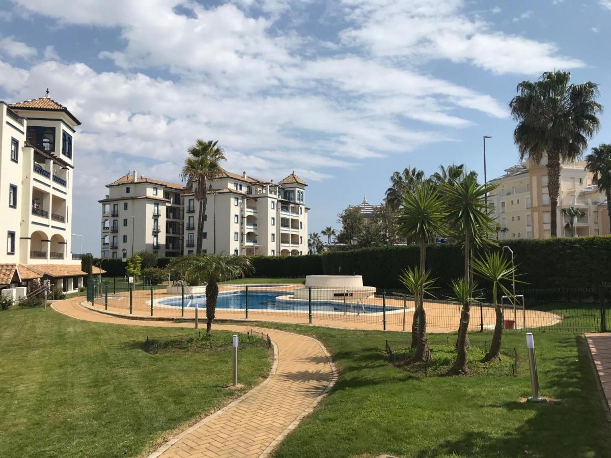 Appartement Beautiful Penthouse With Ocean And Marina Views à Isla Canela Extérieur photo